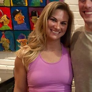 Meet your Posher, Caitlyn